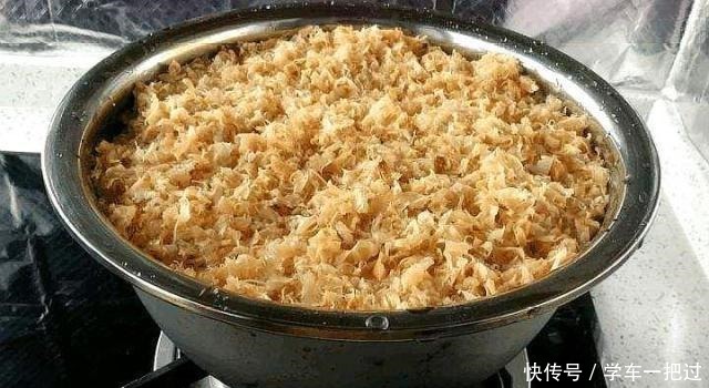 木工厂的“2废料”,是养花好宝贝,垫在花盆底,天天浇水都不怕!