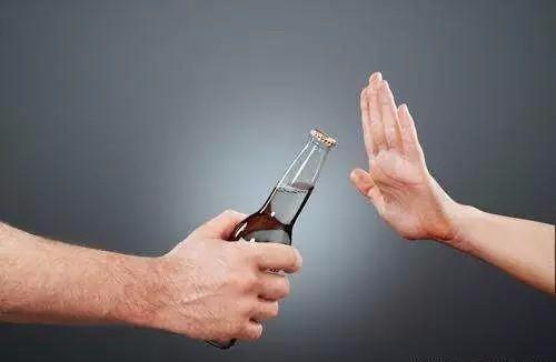 gt|經常適量飲酒，有益身體健康哈佛11萬人研究，終于給出了答案