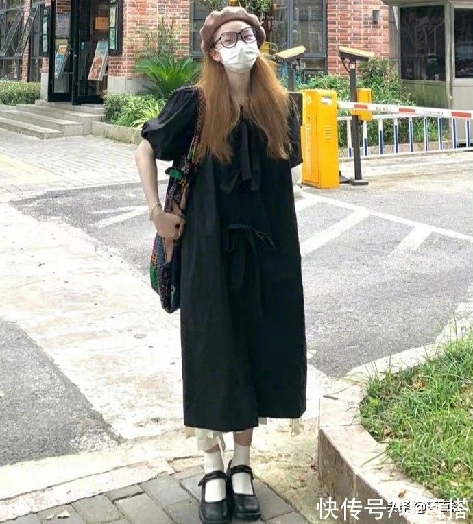 裙身|秋冬天连衣裙别乱选，根据这三点挑，上身效果绝不会很差