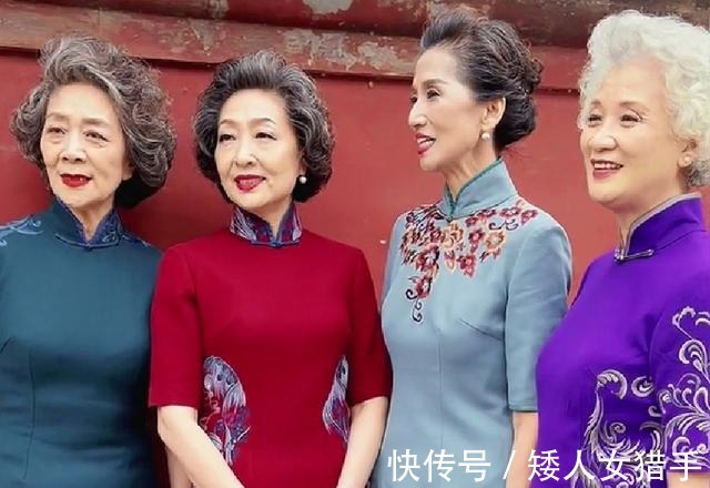 白发 六十头发花白染还是不染染发显年轻,但银发也是道美丽的风景线!