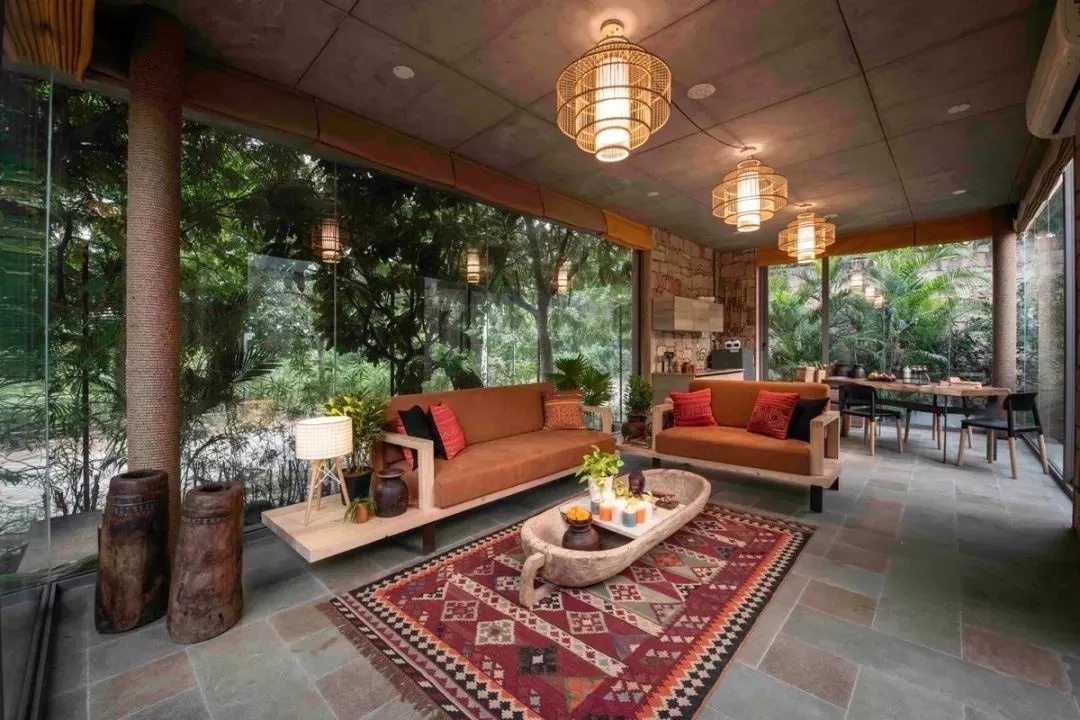 住宅|天然材料打造“舒适洞穴”,这些住宅太可了!