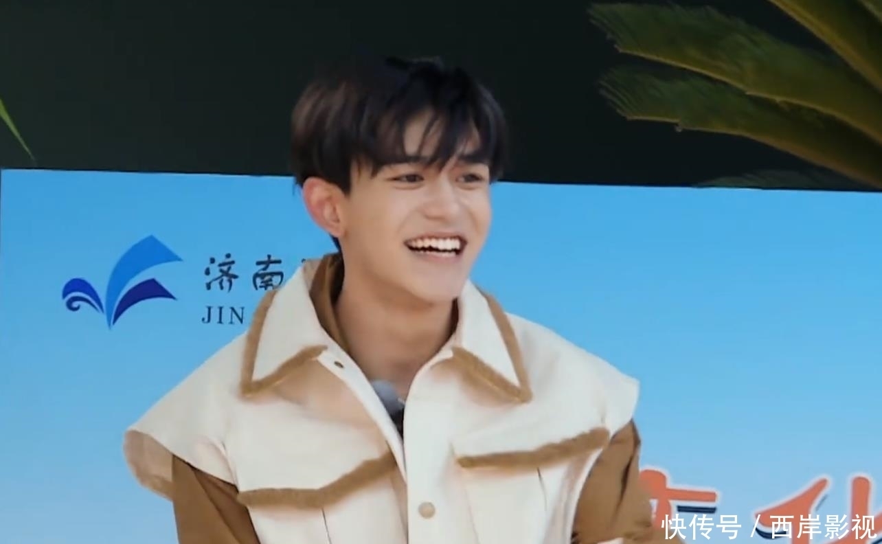 蔡徐坤 宋雨琦回归《奔跑吧》,泥坑大战谁主沉浮,“撕名牌”再现江湖