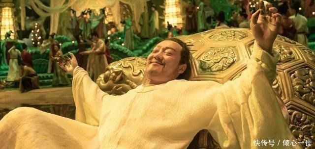 李白$上联: “琵琶琴瑟八大王王王在上”, 李白对出千古绝对, 十分经典!