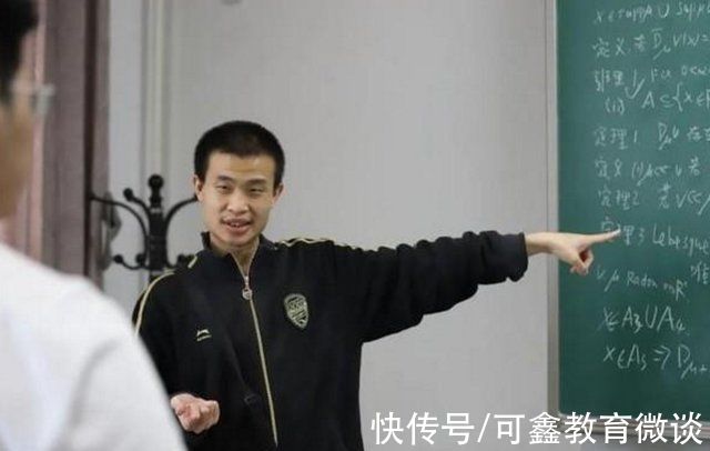 北大$北大“扫地僧”韦东奕,助理教授工资曝光,月薪仅1.2万屈才了?