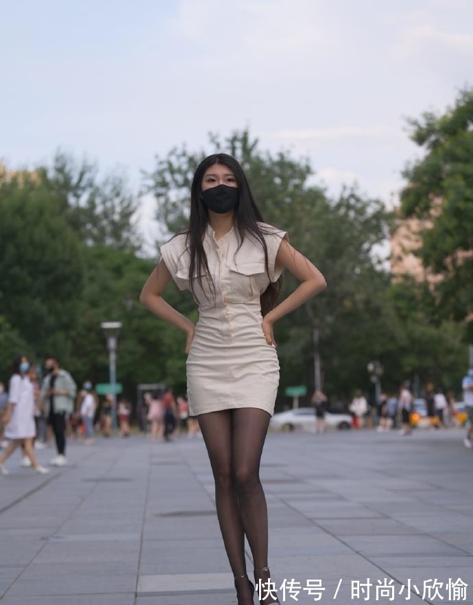 美女 美女将“燕尾服”改成连衣裙,穿去上班逛街两不误