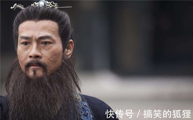 杨家众|杨家几代虎将为国捐躯，佘太君没被打垮，守灵看到一乞丐当场晕倒