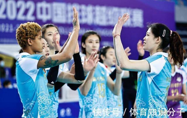 球迷|败了！上海女排0-3不敌天津，真实原因曝光，球迷发声令人心酸