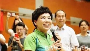 乒乓球|杨影,世界乒乓球节目主持人为何输给高菡网友摆短,拉,好球