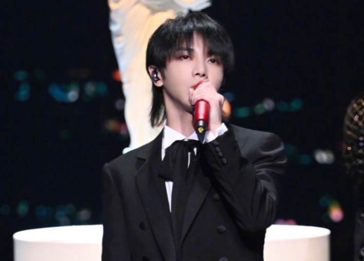 继世界级音乐被嘲后,华晨宇终证明自己,不仅仅是专辑销量冠军