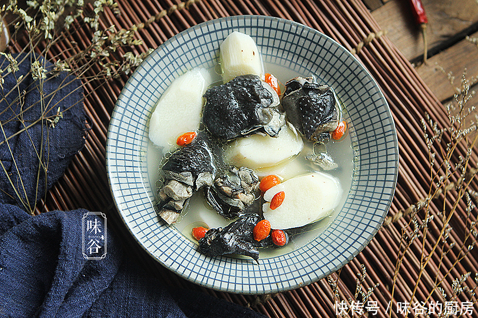 中薪|小寒至,冬已深,多吃这5种黑色食物,补足营养,防寒保暖很关键