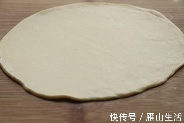 鸡蛋饼|比手抓饼简单,比油条健康,简单易做,早餐吃太好了,家人都爱吃