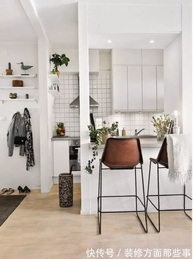 半开放式|给小户型装上这样的半开放式厨房,看起来好大气