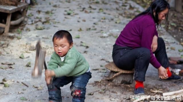 穷人|穷养的男孩早当家如果抓不住穷养的四个精髓，穷养只能毁了男孩！