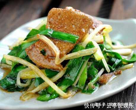 韭菜|以下食物老人吃可以抗衰老,女性吃美容养颜,小孩吃增强免疫力