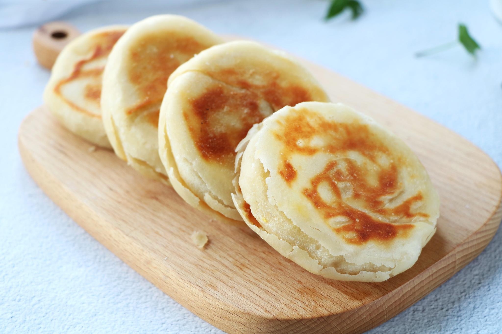 饼我家就爱这样吃,2天吃一次不算多,做法简单,连皮都酥的掉渣