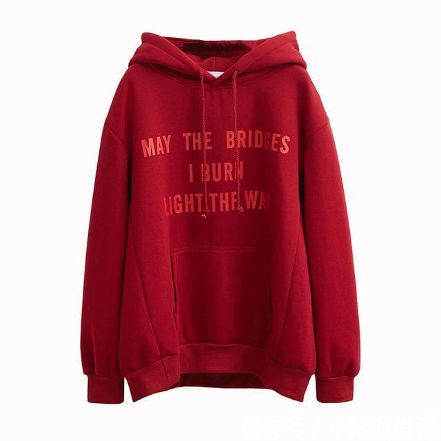 纯纯 少女纯纯风卫衣,穿出春季新时尚