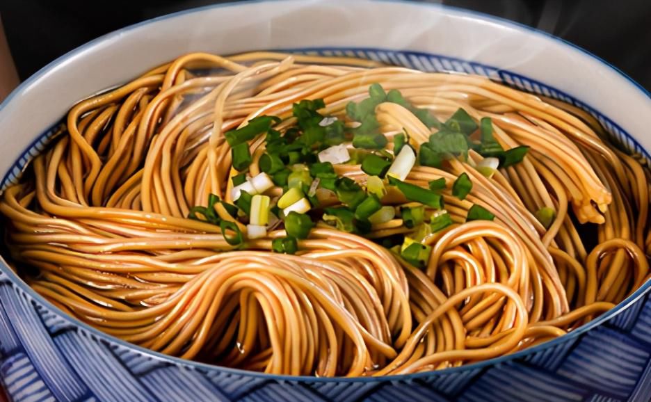  不贵|除了央视推荐的武汉热干面，还有什么好吃不贵的「特色」面食？