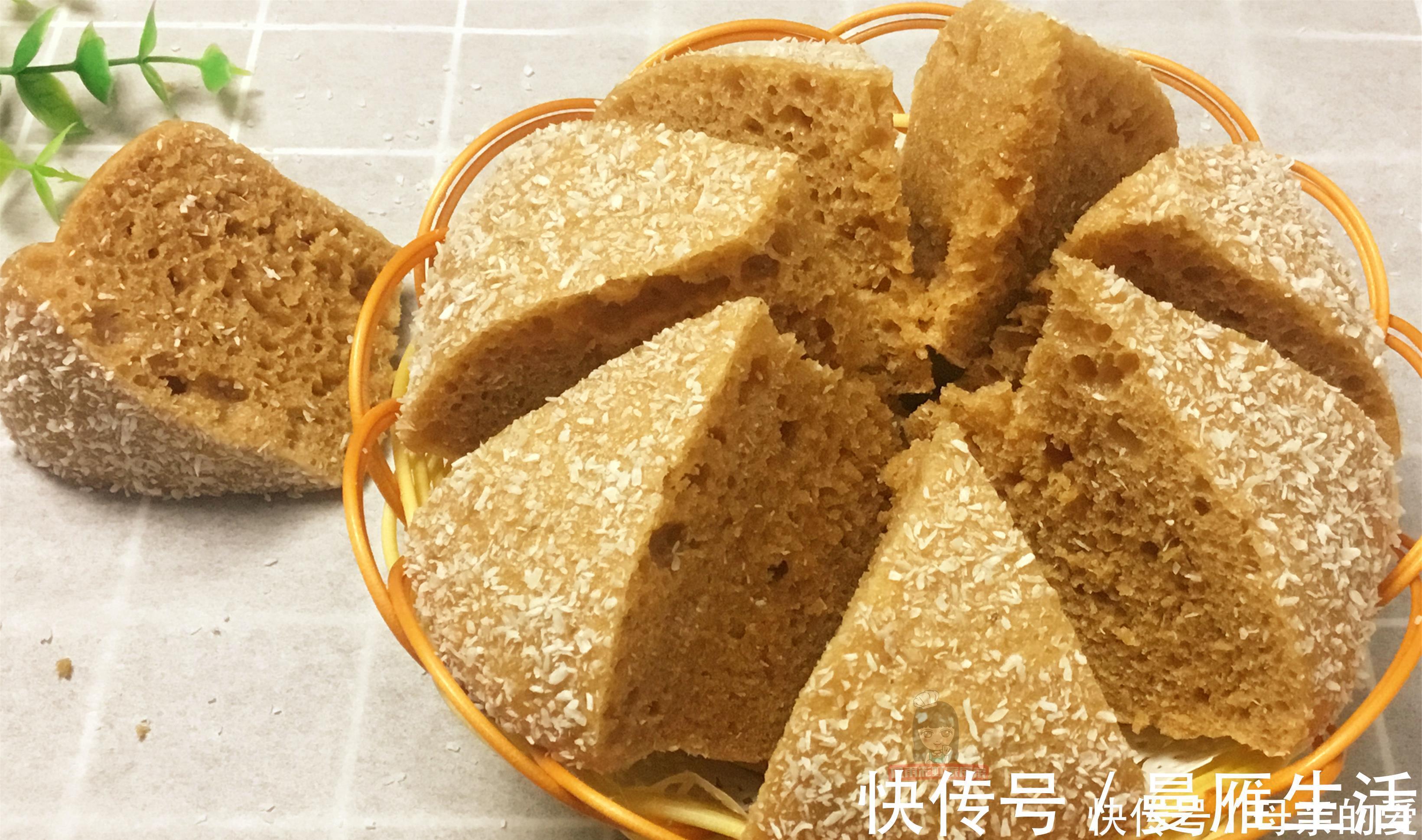 玉米面也能做开花馒头,松软香甜,比面包还好吃,看完就能会