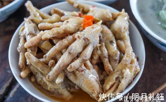 鸡爪|侄女过生日，妈妈早上4点就起床，做了两大桌农家菜，吃嗨了