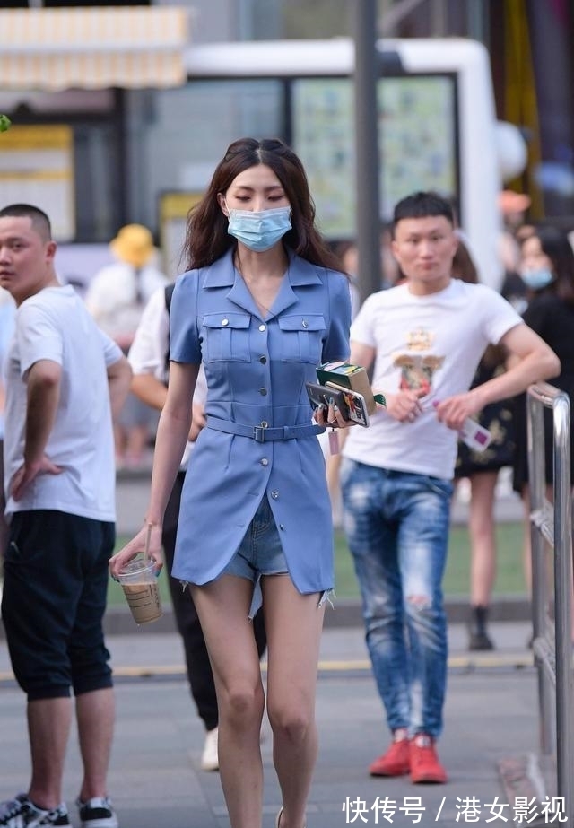 视觉|在视觉上,打底裤体现美感,看起来更自然