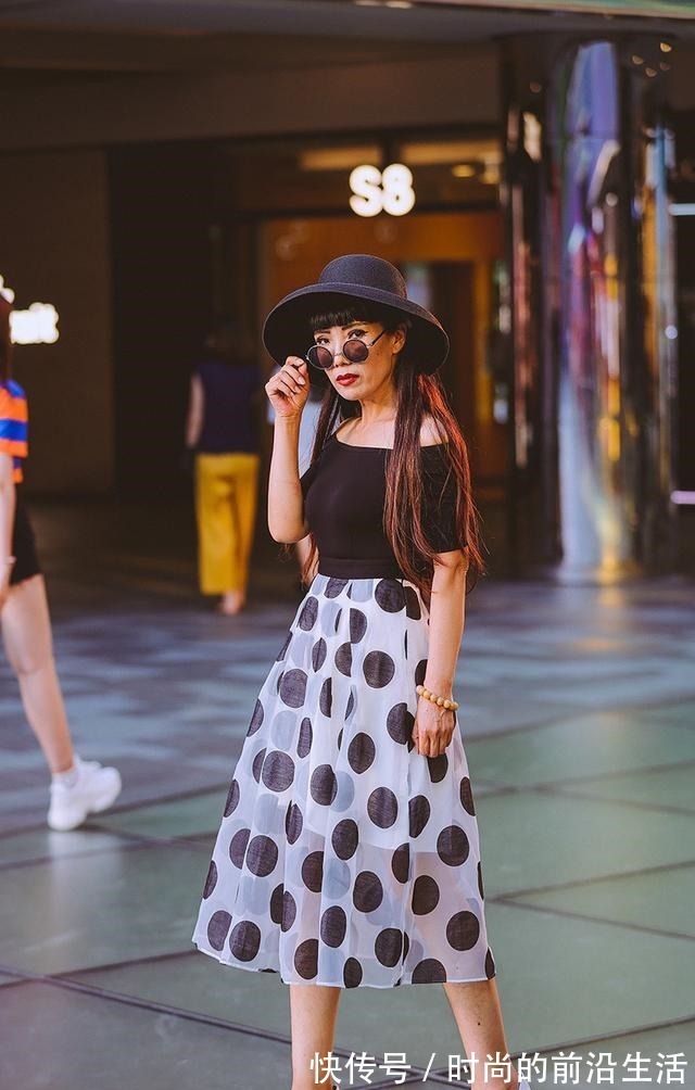自信心 注重穿衣方面的搭配技巧,从细节入手,你可以看见时尚的全貌!