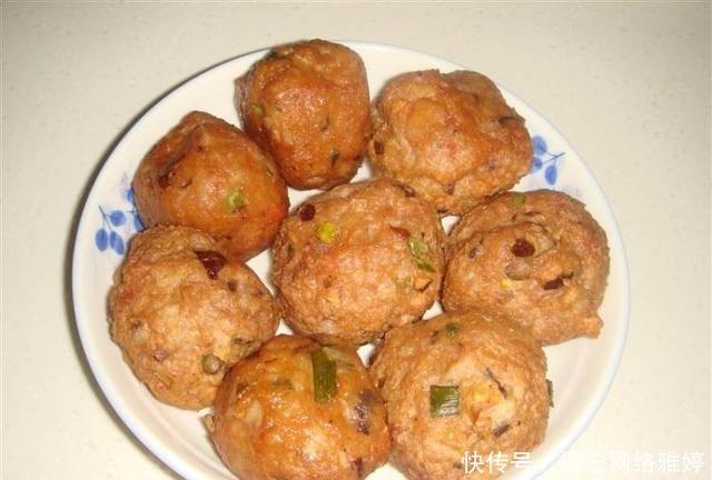  豆腐|告诉你一个豆腐好吃的做法，美味可口做法简单，吃上一口忘不了！