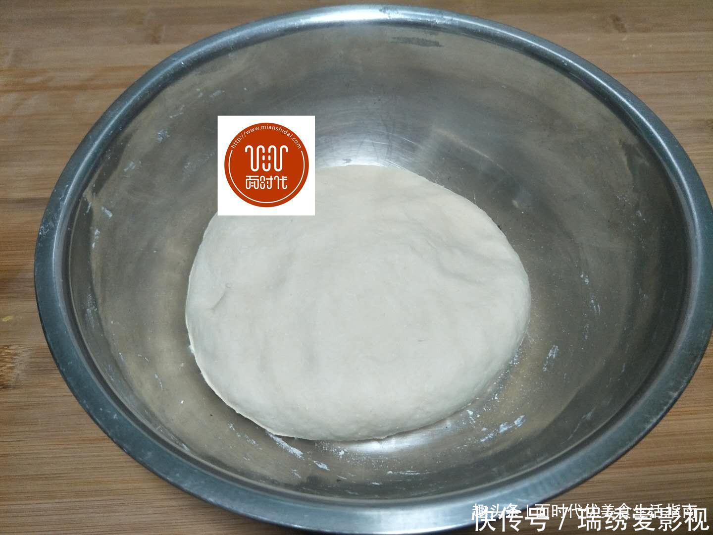 好吃|这个芝麻饼,香嫩酥脆真好吃,比面包还香,做法简单,一学就会!