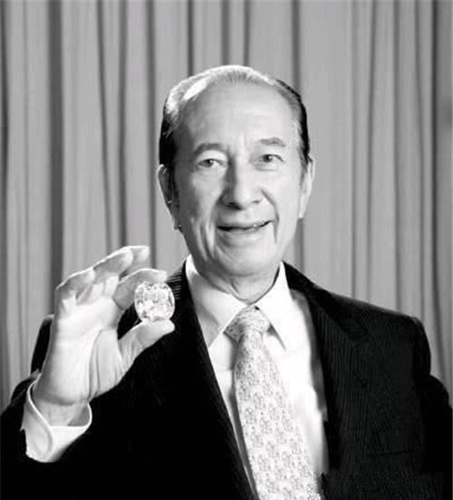 有何|亲妹妹的反戈一击,揭露何鸿燊商业帝国真相,二人之间有何恩怨?