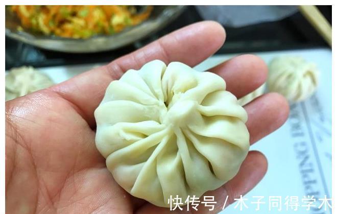 营养均衡|早餐包子别再出去买了,教你懒人做法,不揉面不醒面,10分钟出