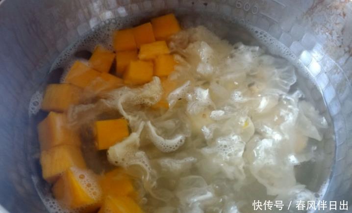 天气|外面这样燥热的天气,来上一碗清凉的银耳羹,滋补营养