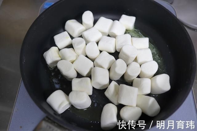 电磁炉|这款抹茶牛轧糖真好吃，又酥又美还不甜，女生和孩子都喜欢