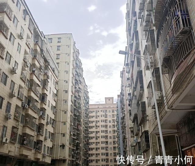 二手|深圳:城中村水电费贵,租客抱怨比房租高,一开空调就吃不消