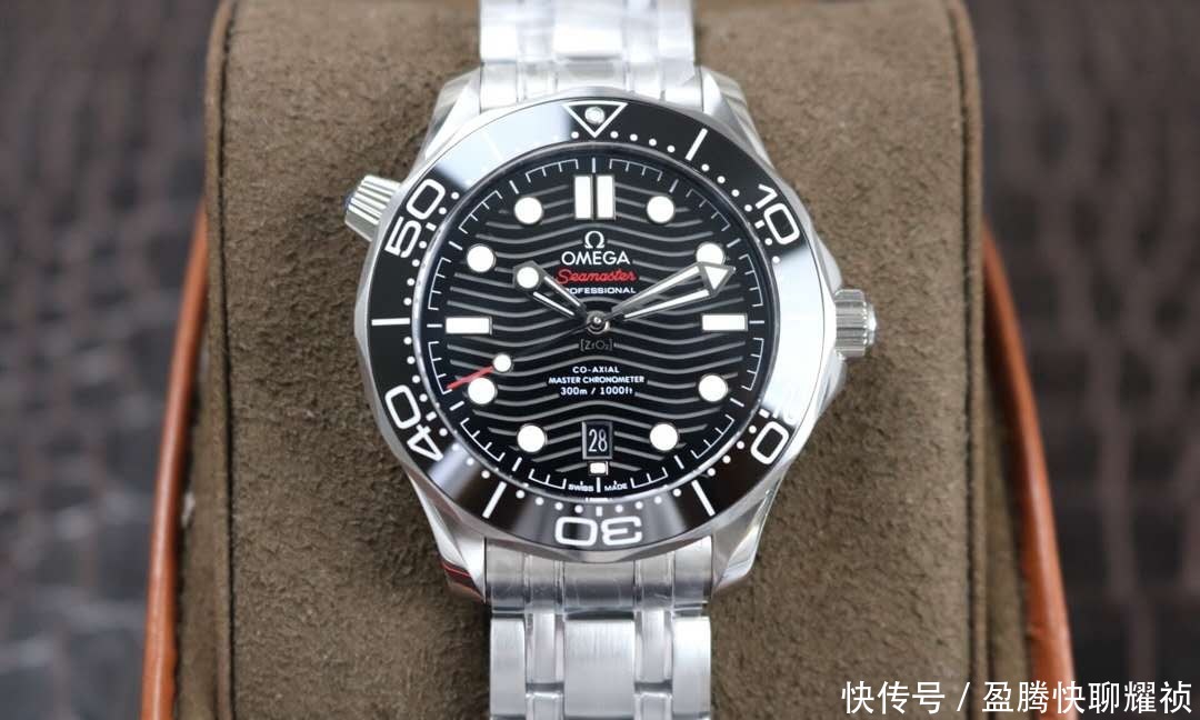 和劳力士同样档次,价格亲民很多,欧米茄海马300你喜欢吗