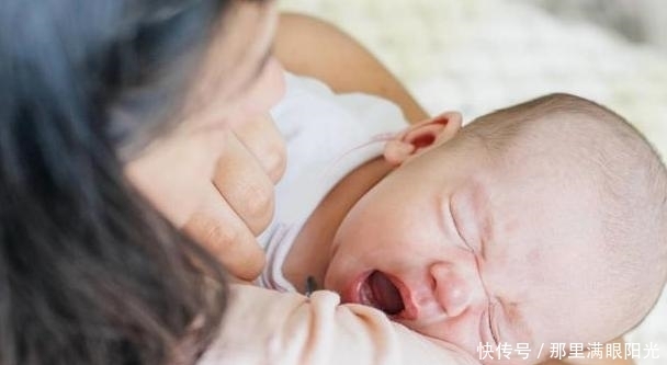 婴儿|3个月内的婴儿除了不能抱太多，这3点常识，宝妈也不要忽视了