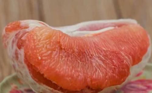 柚子是红心的有营养,还是白心的有营养?专家告诉你答案!