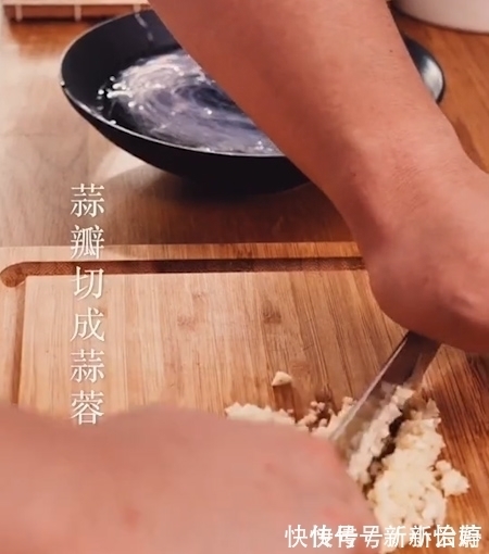 混合汁|煮虾究竟是冷水下锅还是水开下锅?搞错这一步难怪腥味浓重!