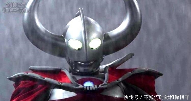 初稿|奥特曼中谁最丑?看了迪迦和奥特之父初稿形象,你会喜欢上哈奴曼!