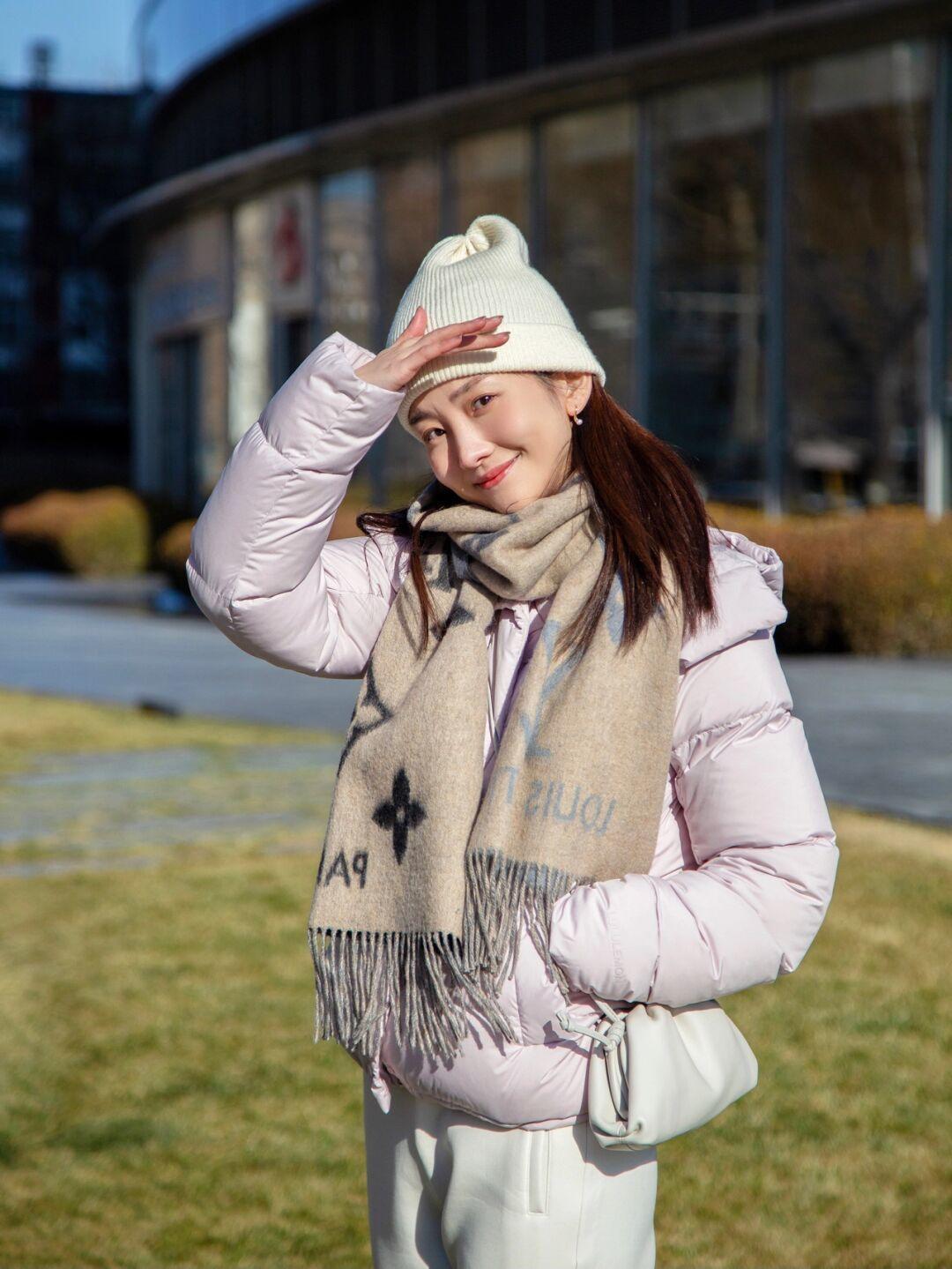 保暖 “美丽动人”好过“美丽冻人”,冬季保暖还得是羽绒服,太实用