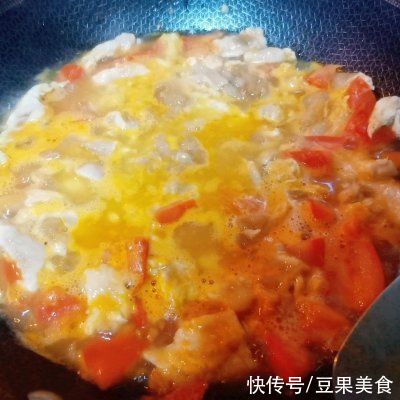 百吃不腻的减脂餐—番茄焖鸡片教程