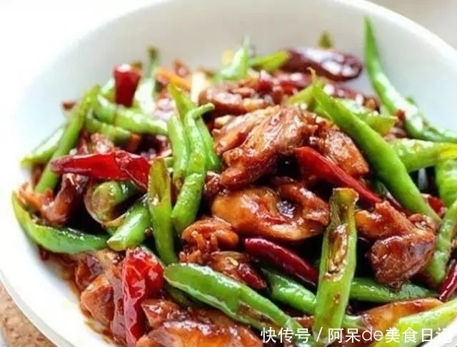 简单又下饭的家常炒菜,拌饭拌面卷饼吃,太过瘾超解馋!