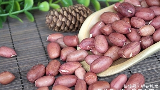 花生和此物煮粥喝,白发黑了,睡眠也好了,面色更红润!