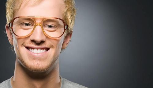 下降|男性衰老的4个“丑态”，你若一个都没有，恭喜，说明你还很年轻