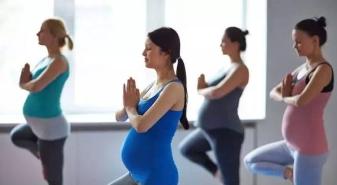 女明星只长胎儿不长肉别奇怪,做好这几点,你也能变成苗条孕妇