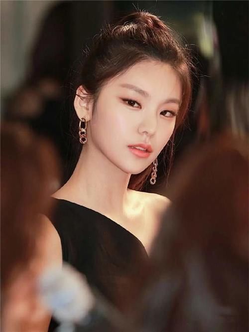 眼部|单眼皮女生眼妆可以有多好看?看看这些韩国美女的妆容就知道了