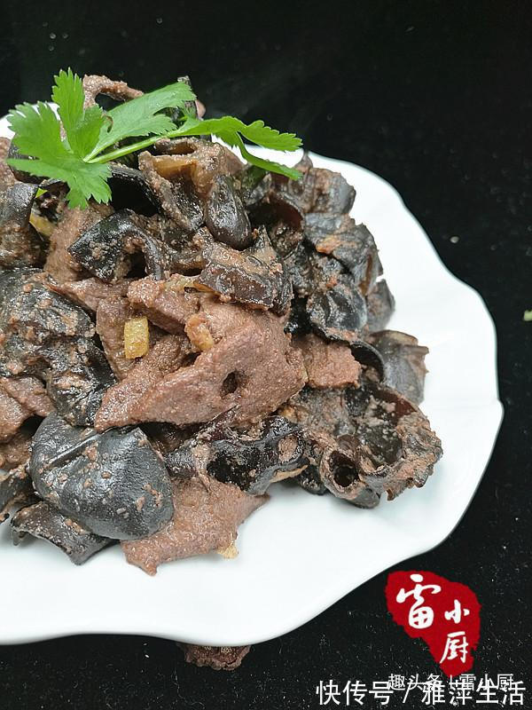 补血|这是医生推荐的补血食材，像我这样搭配补血效果翻倍！