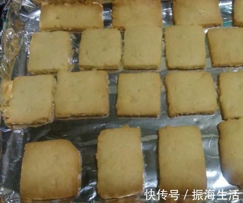 天冷,桔子别再生吃了,做成饼干,孩子一口一个,香甜酥脆超美味