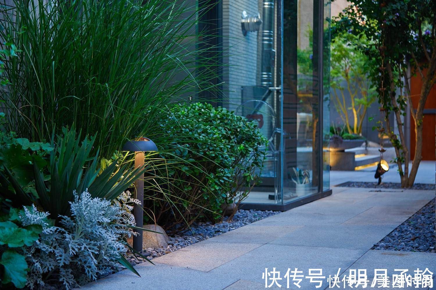 花园庭院|11个别墅"花园庭院"设计,有地就建一个这样的院子吧,太美了