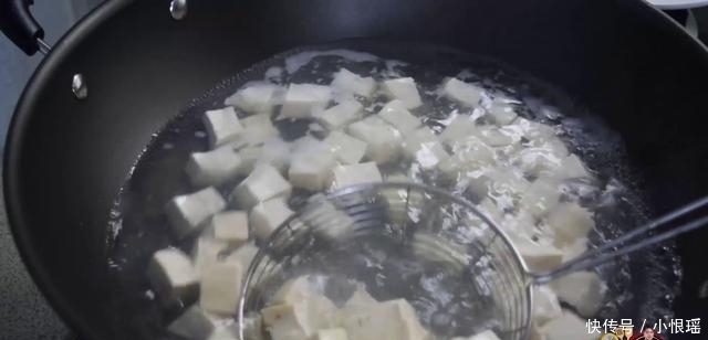 麻婆豆腐最好吃的做法,简单美味香辣下饭,看看你喜欢吃不?