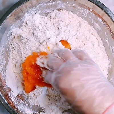 在家做南瓜馕饼