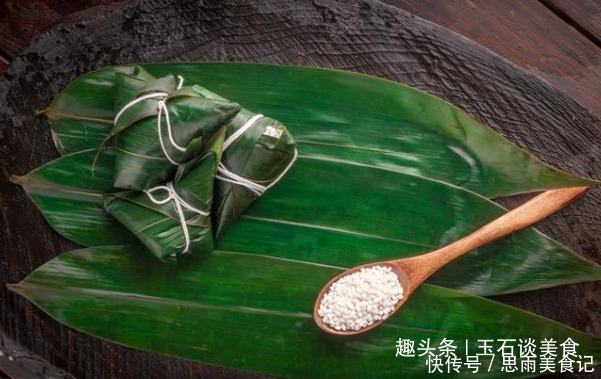 好吃|想吃粽子不用买,用个塑料瓶就能包!不松散不漏米,比买的还好吃